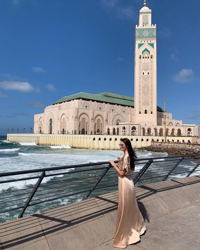 nha-tho-o-thanh-pho-Casablanca-maroc-halilajlinda-min